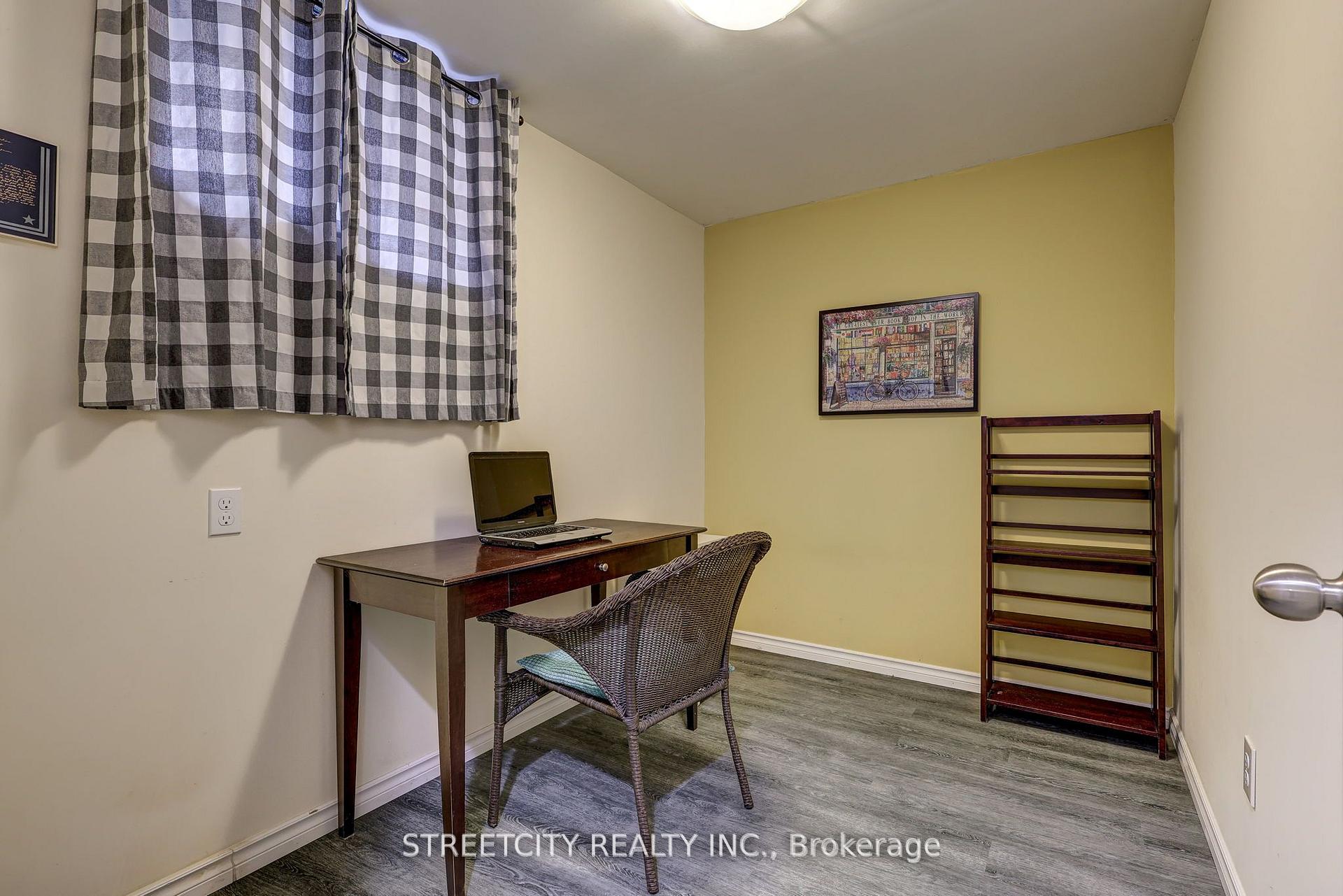 Photo 21 of 31 Acorn Trail, St. Thomas — HOMEH