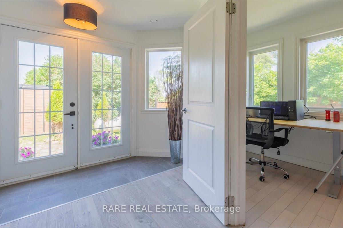 Photo 8 of 1148 Glengarry Landing Road S, Springwater, Rural Springwater — HOMEH