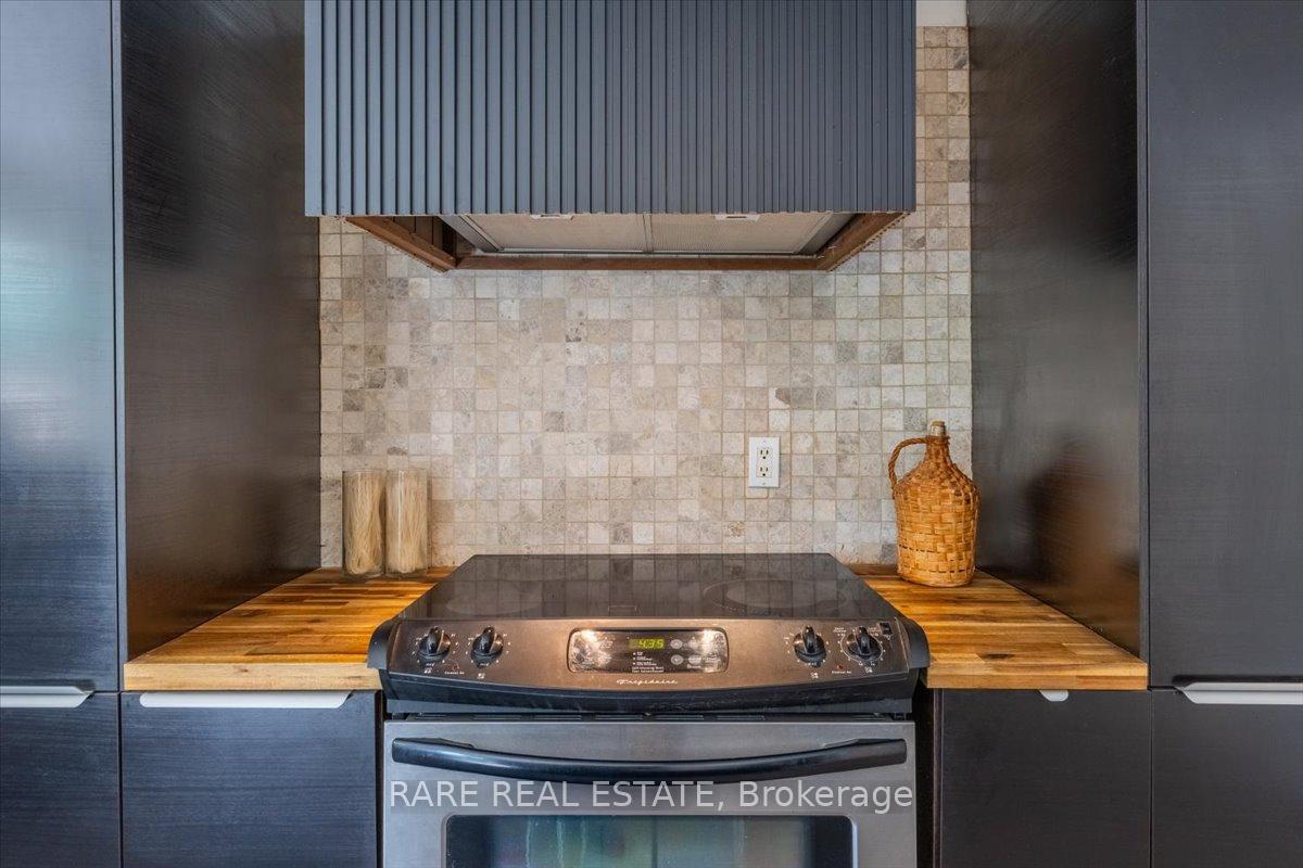 Photo 21 of 1148 Glengarry Landing Road S, Springwater, Rural Springwater — HOMEH