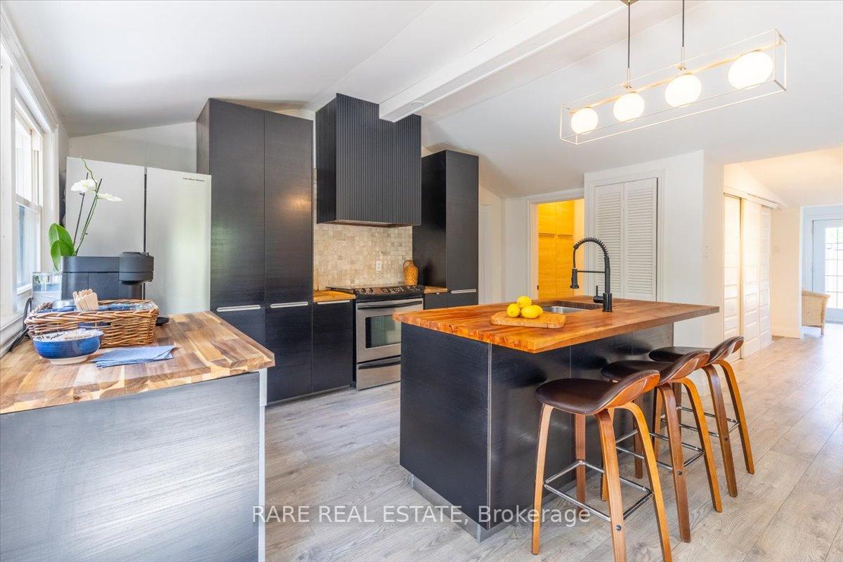 Photo 22 of 1148 Glengarry Landing Road S, Springwater, Rural Springwater — HOMEH