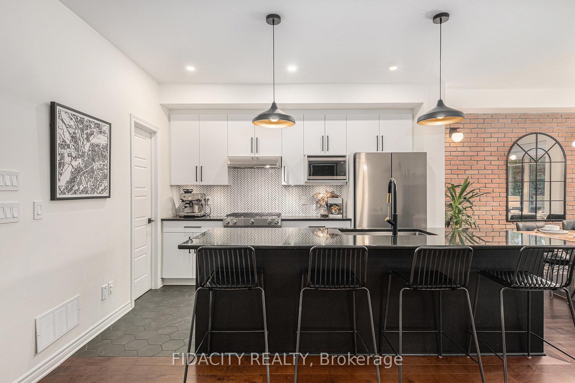 Photo 3 of 648 Vivera Place, Ottawa, Fringewood — HOMEH