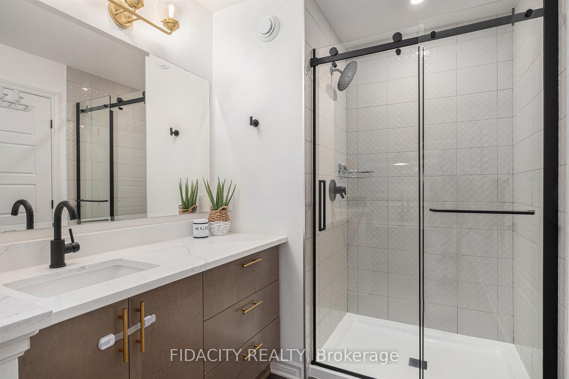 Photo 15 of 648 Vivera Place, Ottawa, Fringewood — HOMEH