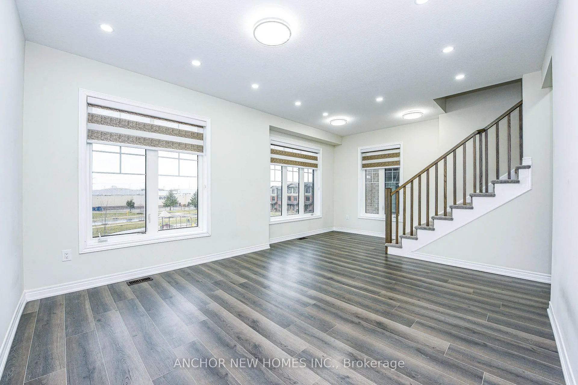 Photo 9 of Unit 23, 10 Birmingham Drive, Cambridge, Hagey — HOMEH