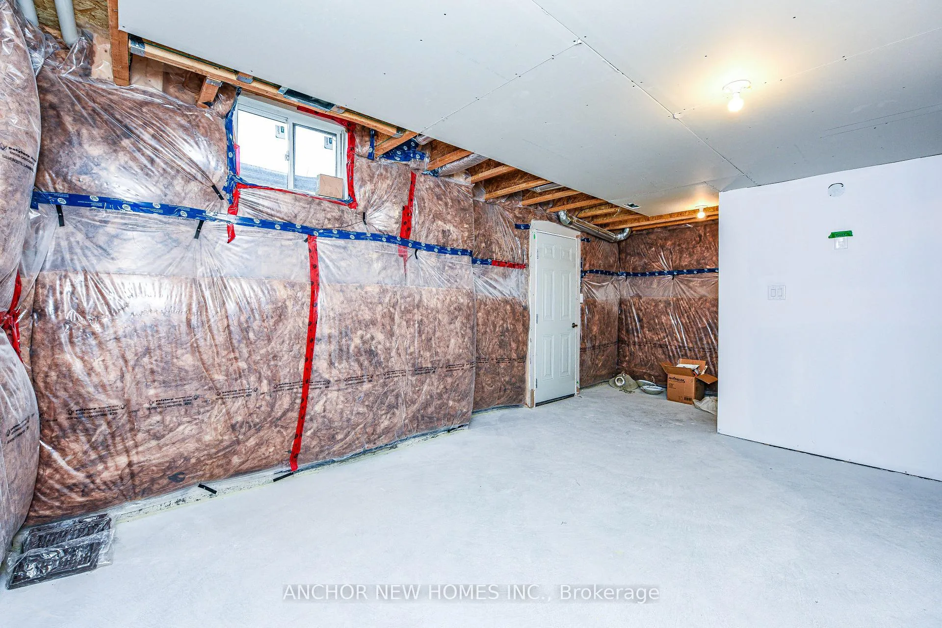 Photo 16 of Unit 23, 10 Birmingham Drive, Cambridge, Hagey — HOMEH