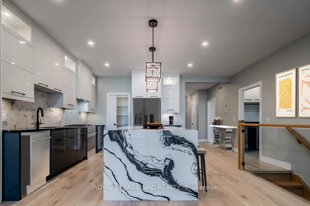 Photo 10 of 45A Lakeshore Road, St. Catharines, Lakeshore — HOMEH
