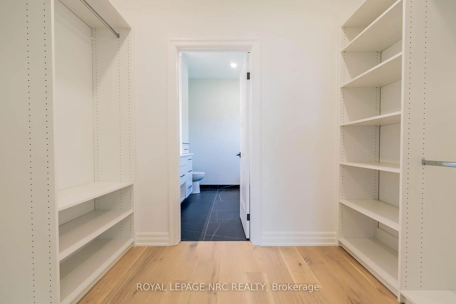 Photo 17 of 45A Lakeshore Road, St. Catharines, Lakeshore — HOMEH