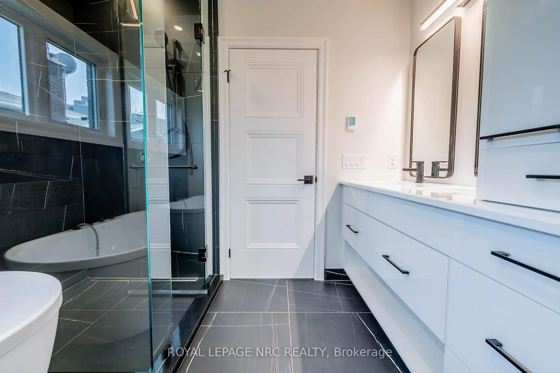 Photo 20 of 45A Lakeshore Road, St. Catharines, Lakeshore — HOMEH