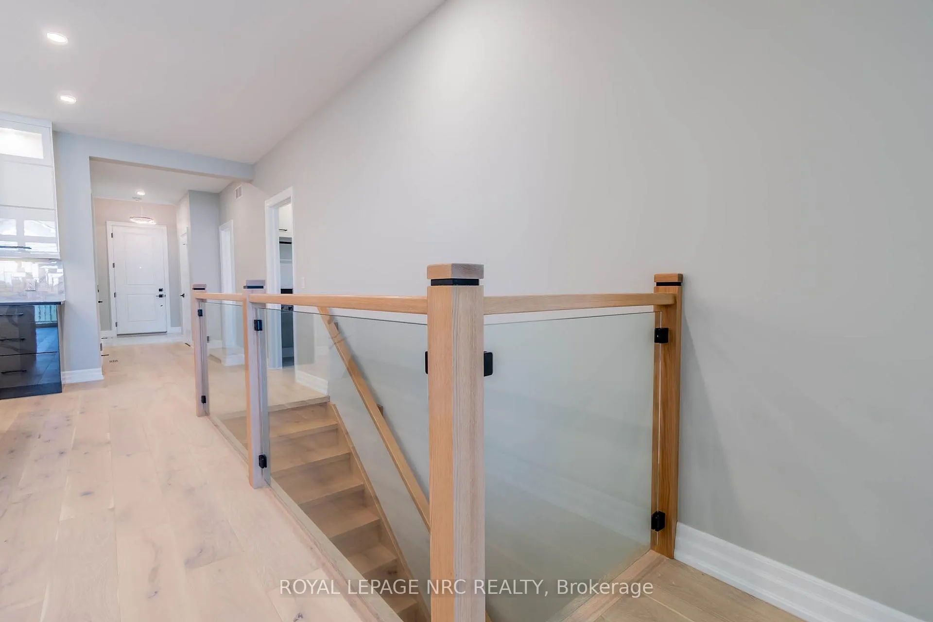 Photo 29 of 45A Lakeshore Road, St. Catharines, Lakeshore — HOMEH