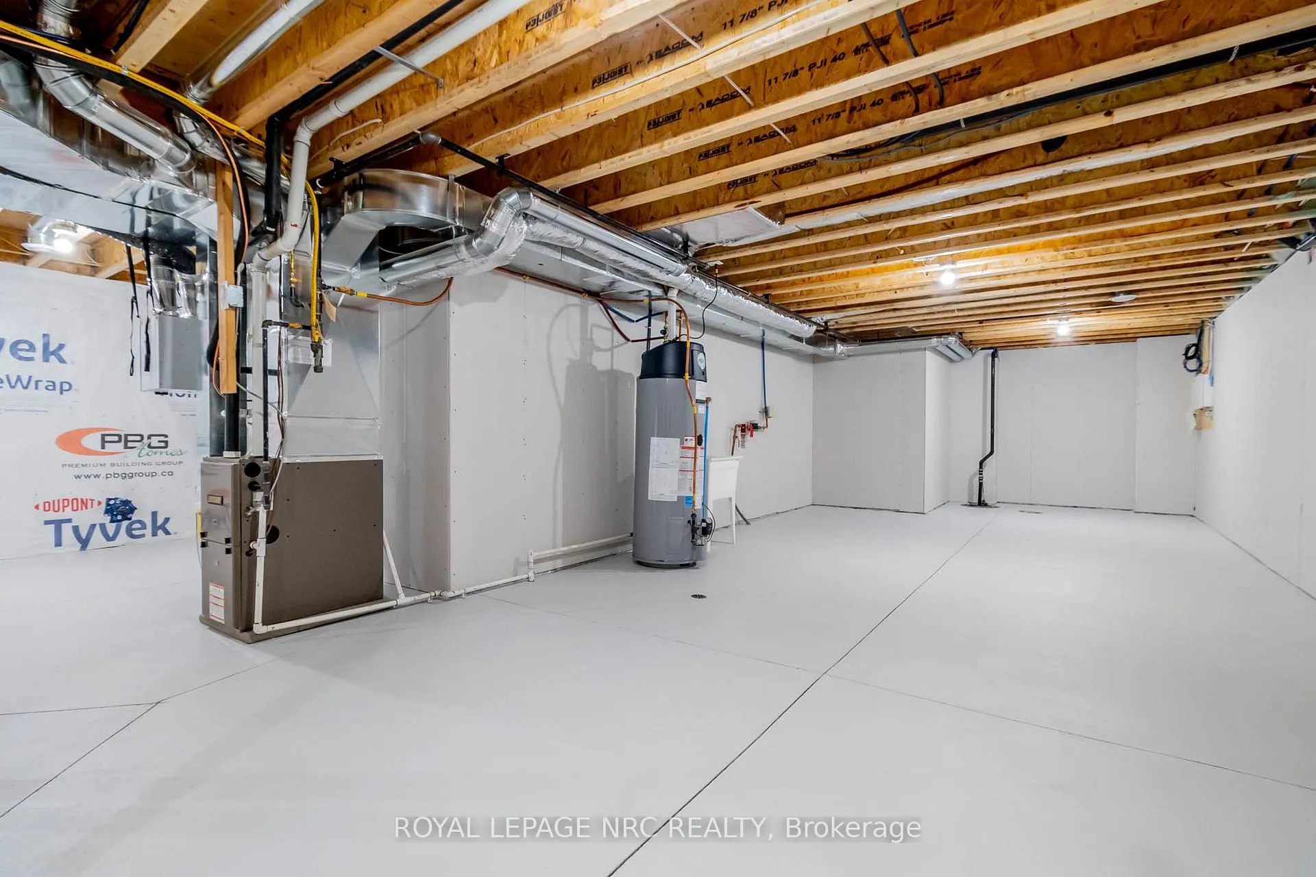 Photo 36 of 45A Lakeshore Road, St. Catharines, Lakeshore — HOMEH