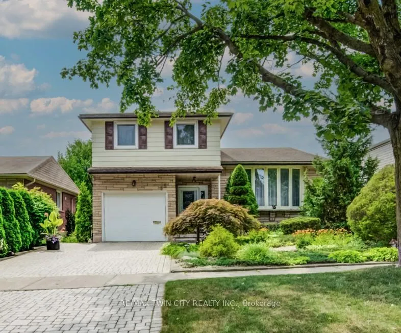 Photo 2 of 55 Coach Hill Drive, Kitchener — HOMEH