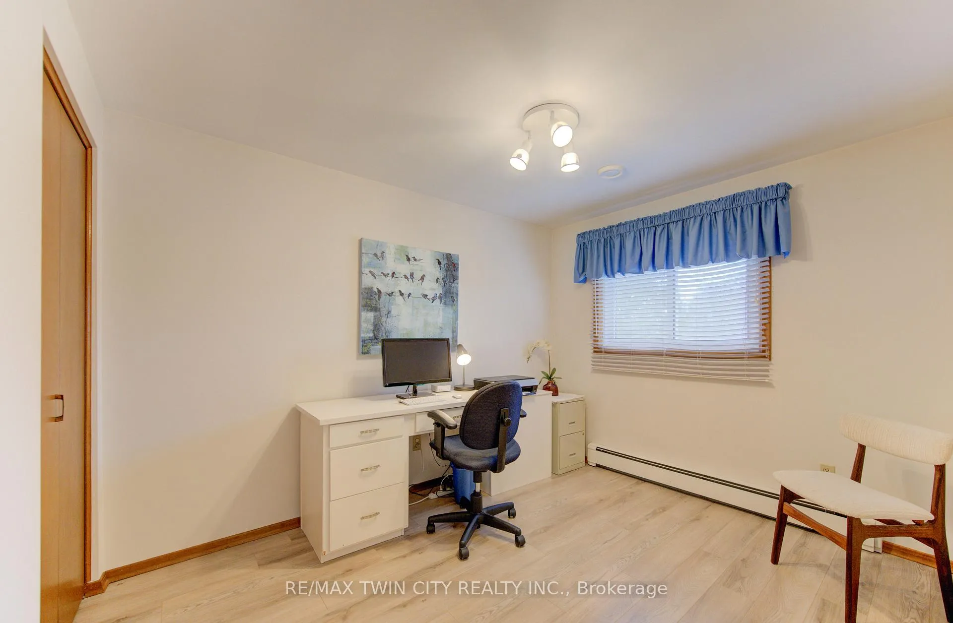 Photo 23 of 55 Coach Hill Drive, Kitchener — HOMEH