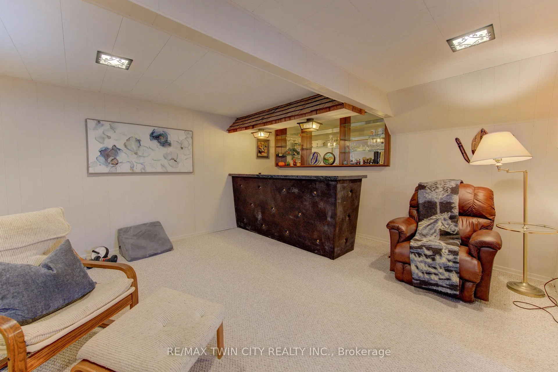 Photo 28 of 55 Coach Hill Drive, Kitchener — HOMEH
