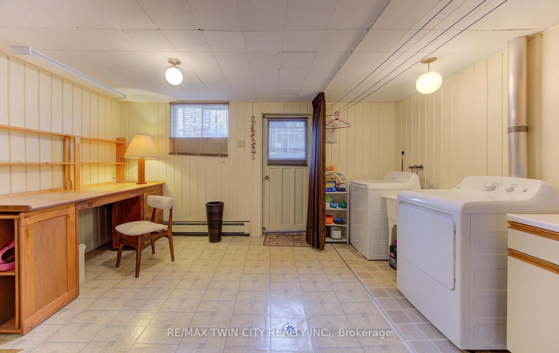 Photo 30 of 55 Coach Hill Drive, Kitchener — HOMEH
