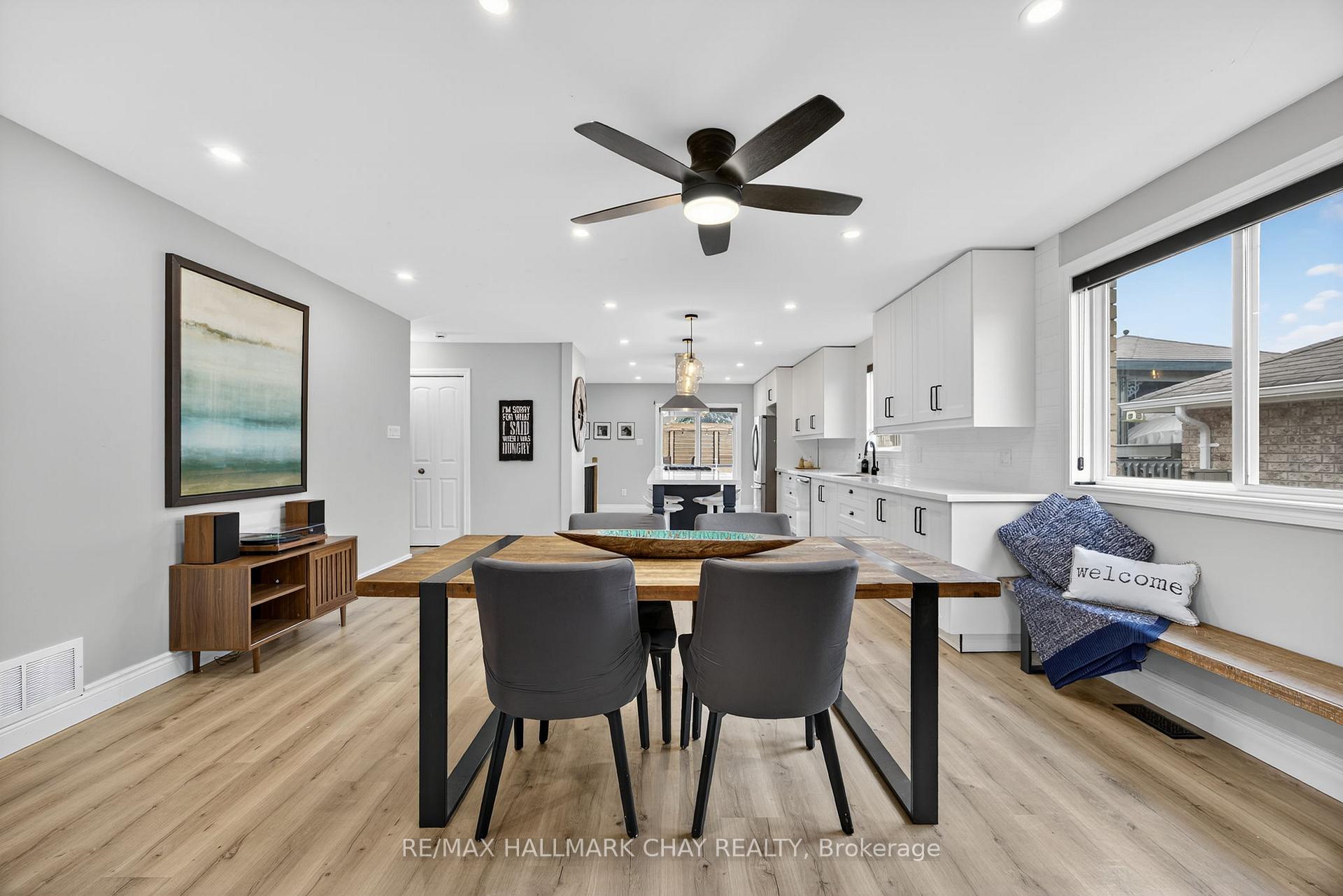 Photo 11 of 5 Corbett Street, Springwater, Elmvale — HOMEH