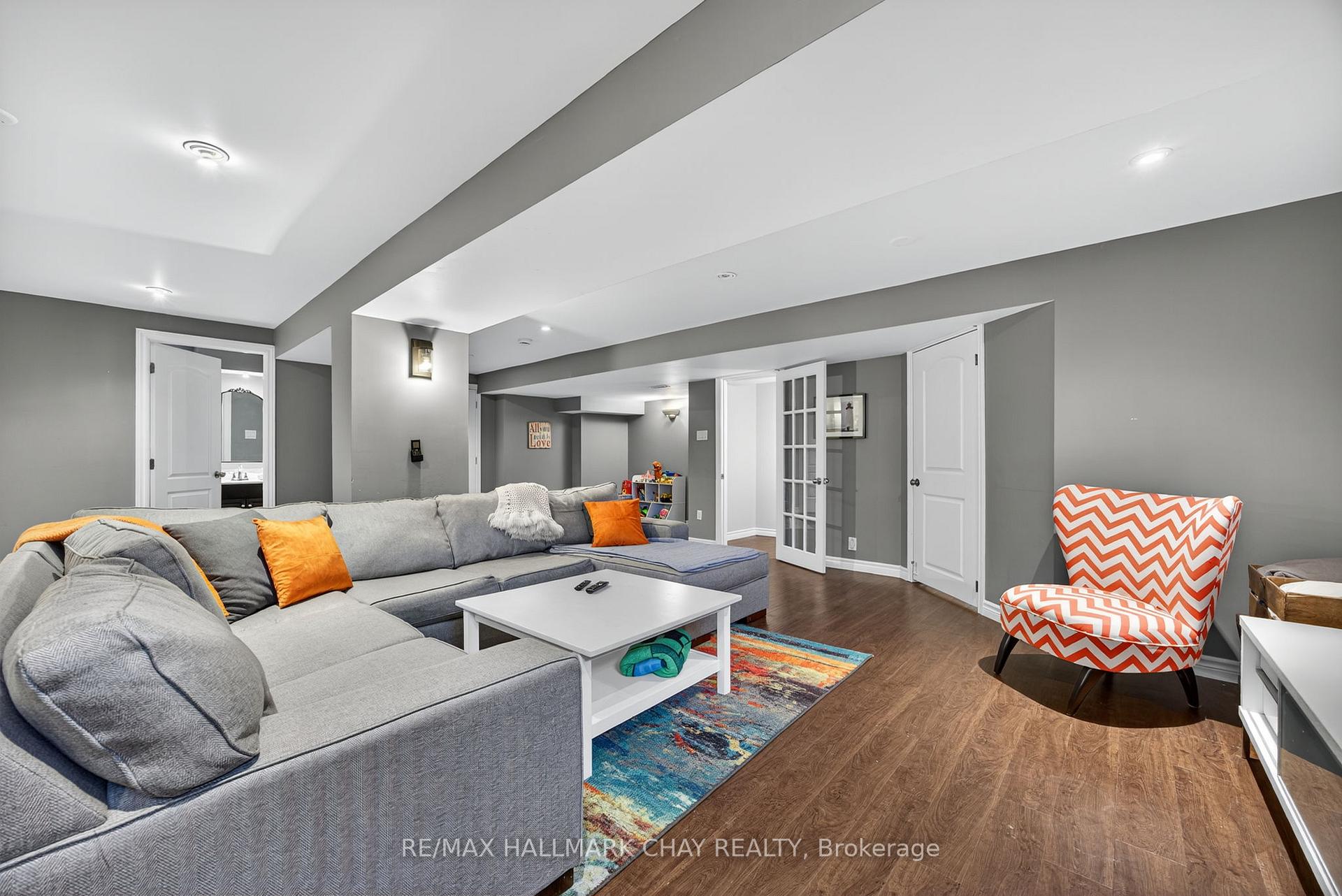 Photo 21 of 5 Corbett Street, Springwater, Elmvale — HOMEH