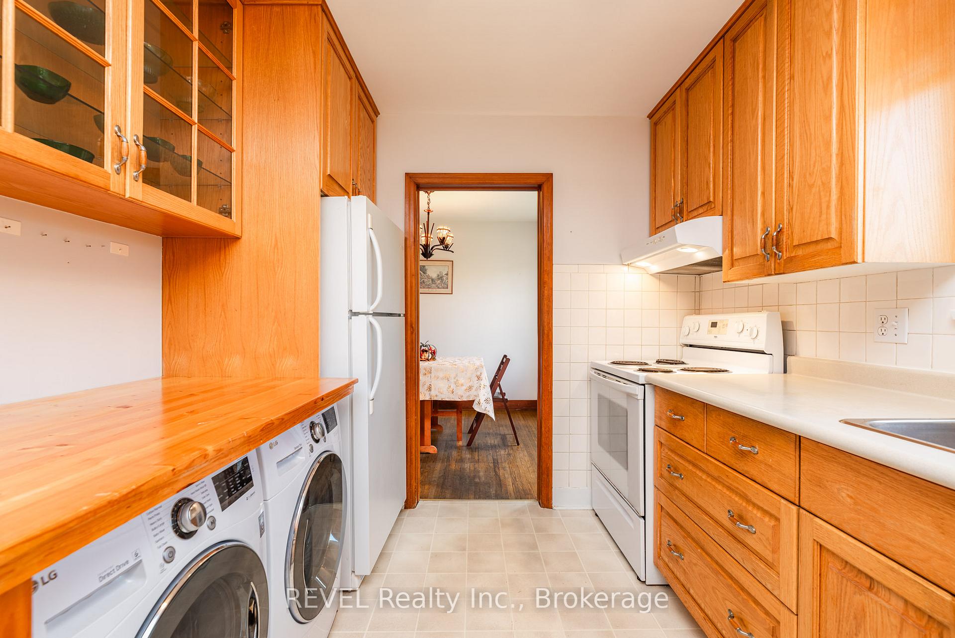 Photo 22 of 425 Geneva Street, St. Catharines, Lakeport — HOMEH