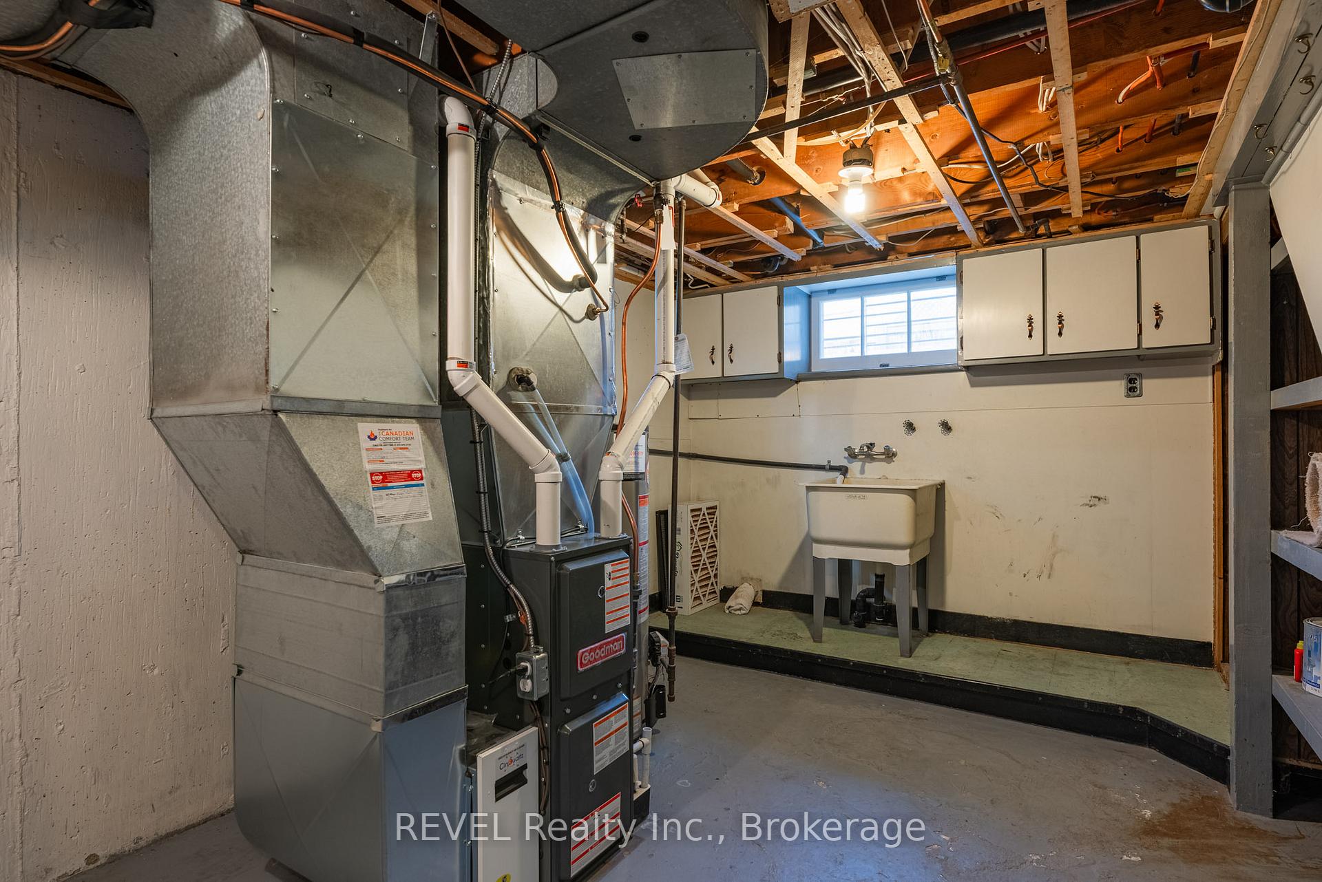 Photo 33 of 425 Geneva Street, St. Catharines, Lakeport — HOMEH