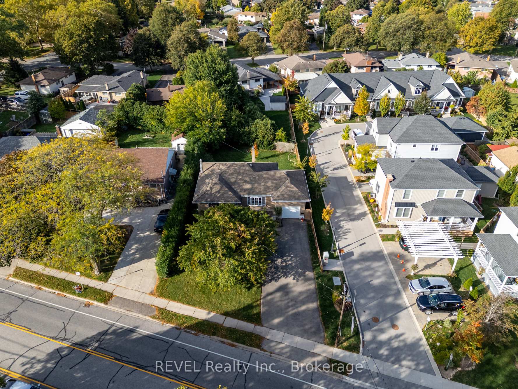 Photo 40 of 425 Geneva Street, St. Catharines, Lakeport — HOMEH