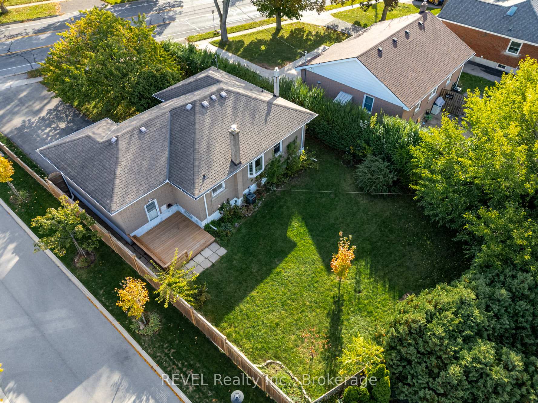 Photo 43 of 425 Geneva Street, St. Catharines, Lakeport — HOMEH