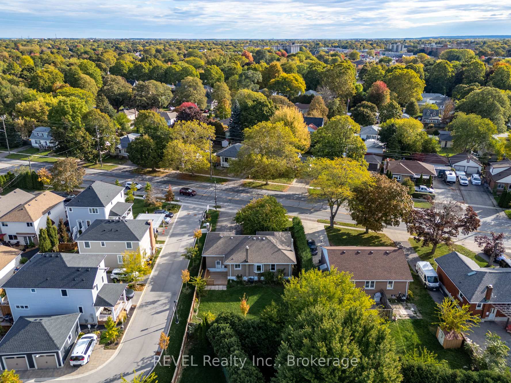 Photo 44 of 425 Geneva Street, St. Catharines, Lakeport — HOMEH