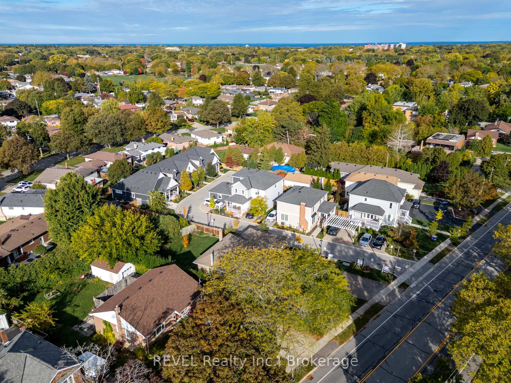 Photo 45 of 425 Geneva Street, St. Catharines, Lakeport — HOMEH