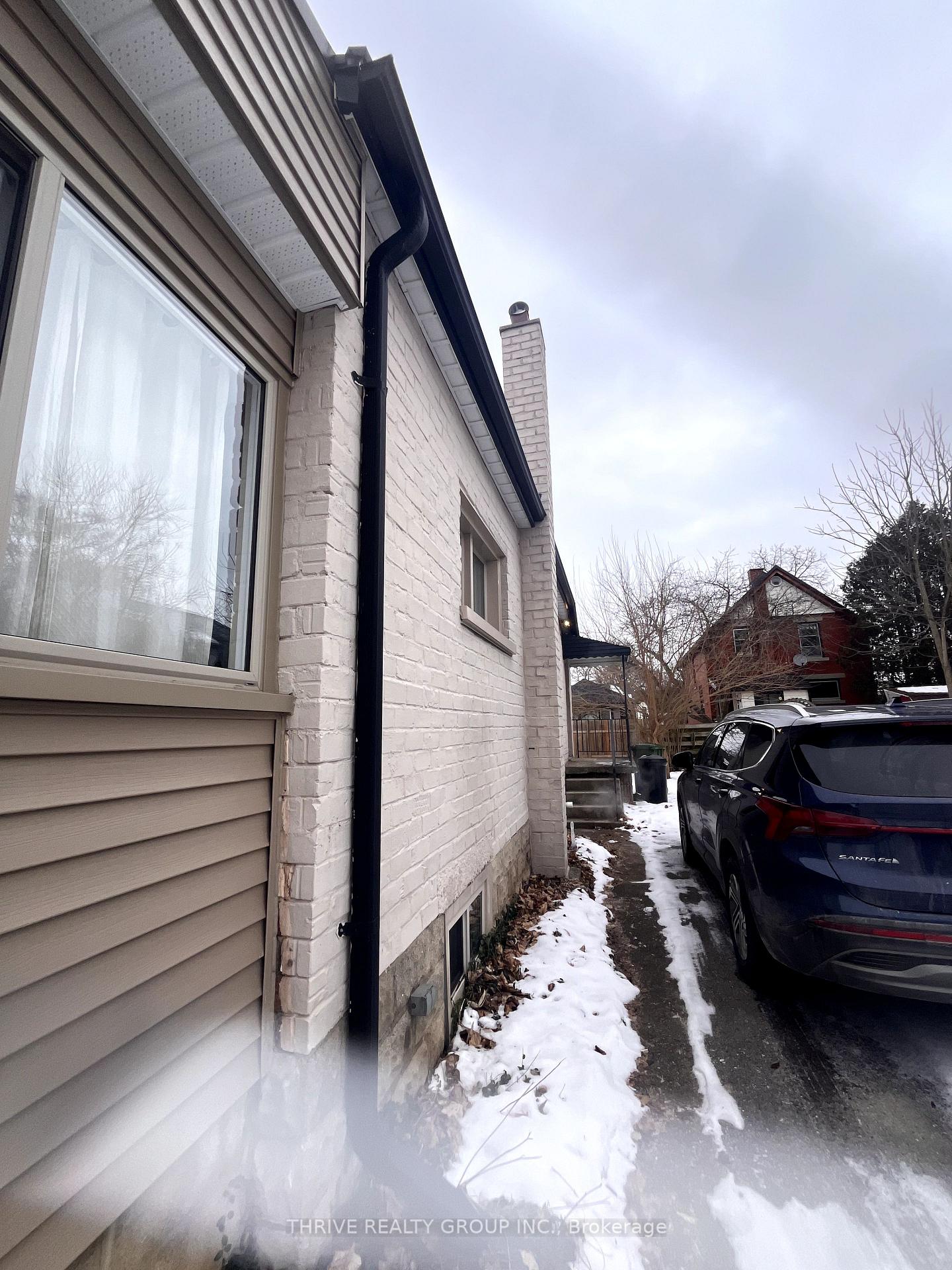 Photo 5 of 4 Wabbun Street, St. Thomas — HOMEH