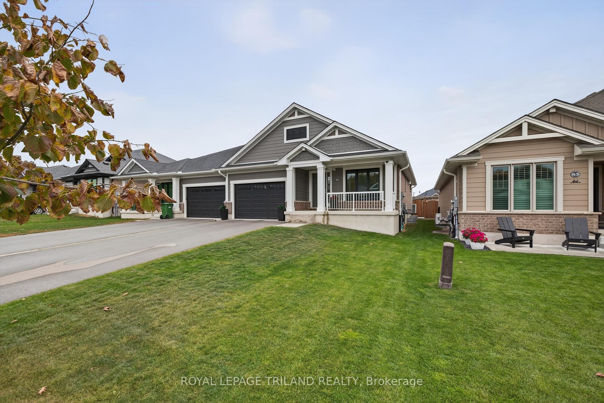 Photo 3 of 61 Ashberry Place, St. Thomas — HOMEH