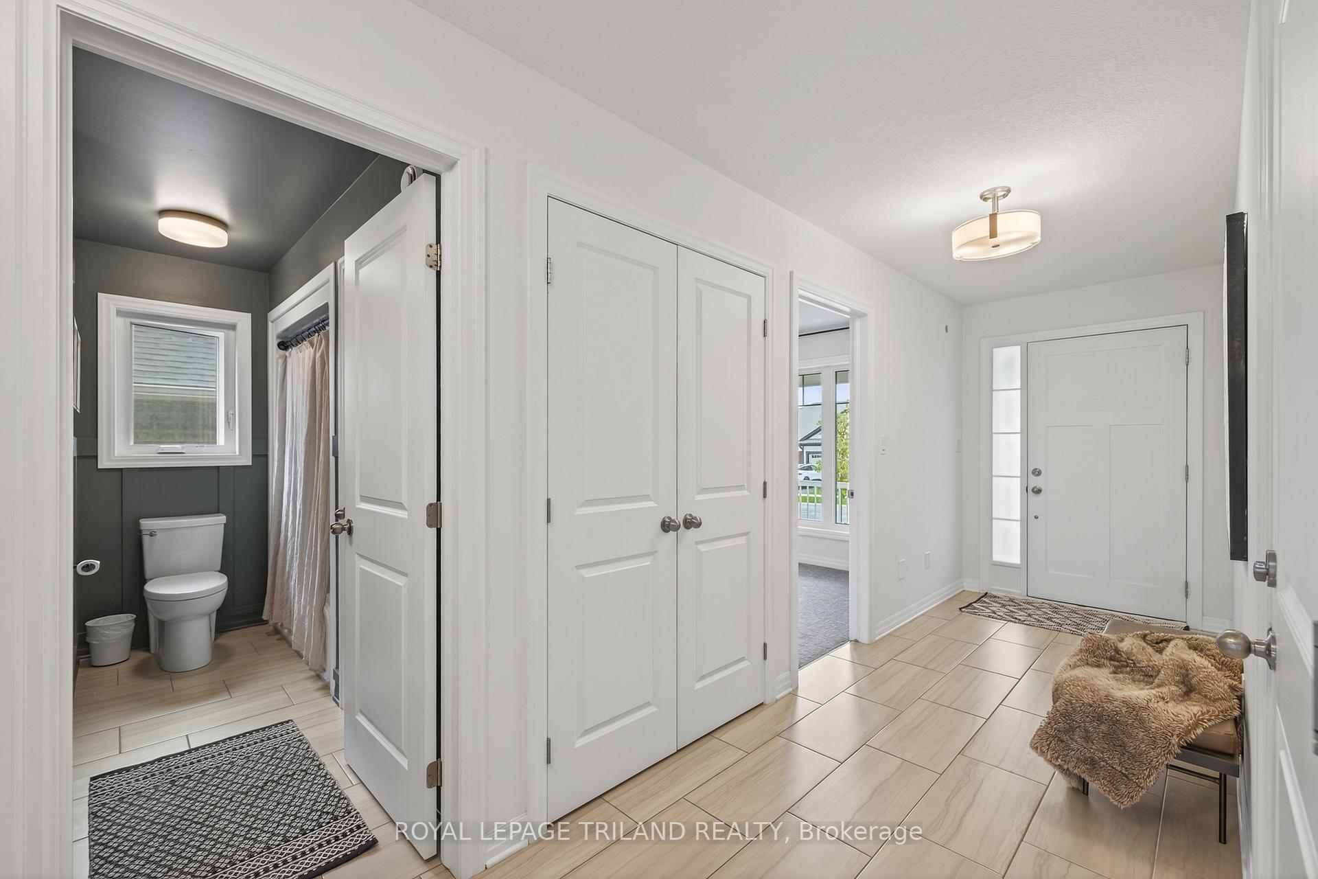Photo 8 of 61 Ashberry Place, St. Thomas — HOMEH