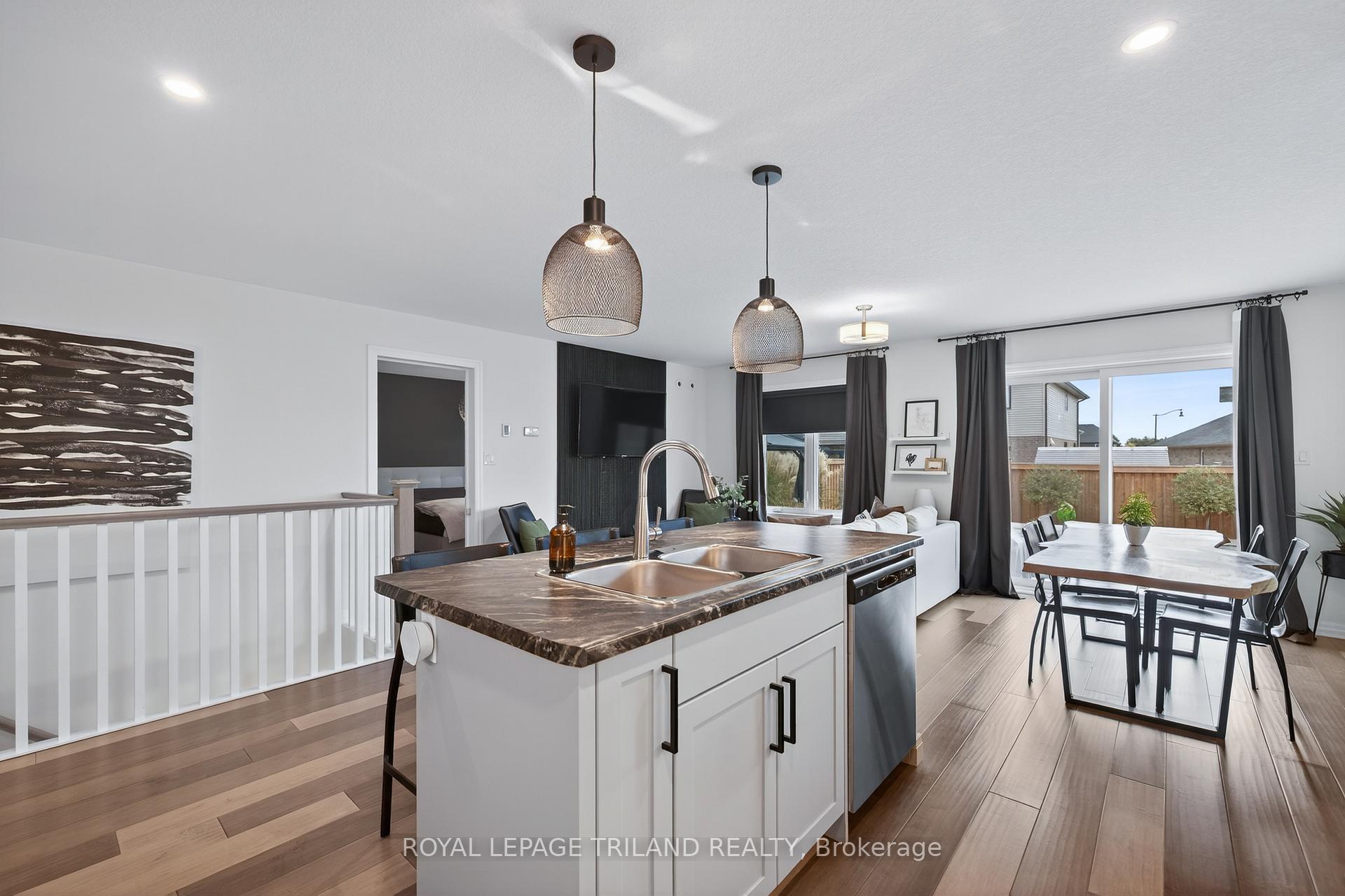 Photo 14 of 61 Ashberry Place, St. Thomas — HOMEH