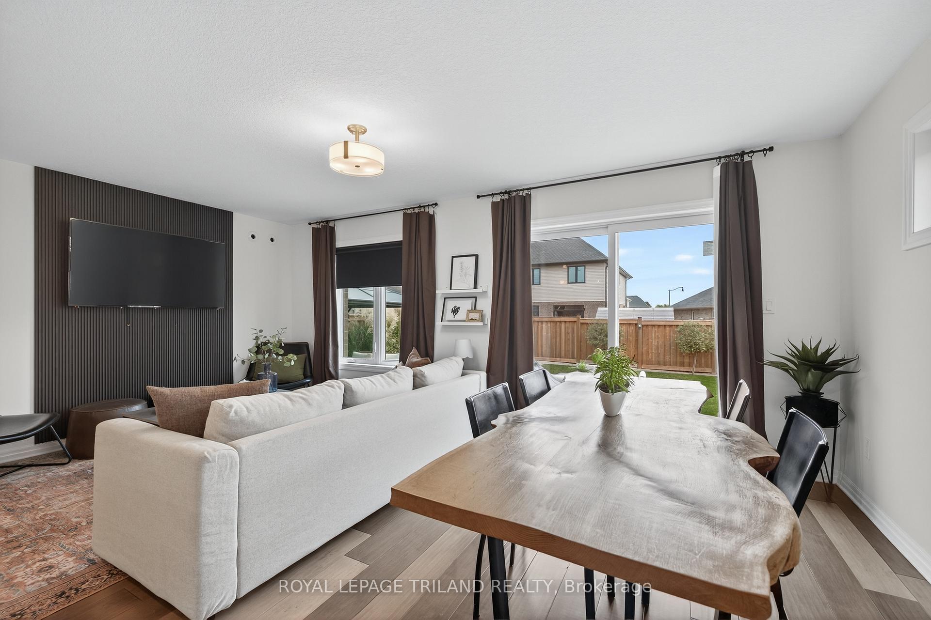 Photo 18 of 61 Ashberry Place, St. Thomas — HOMEH