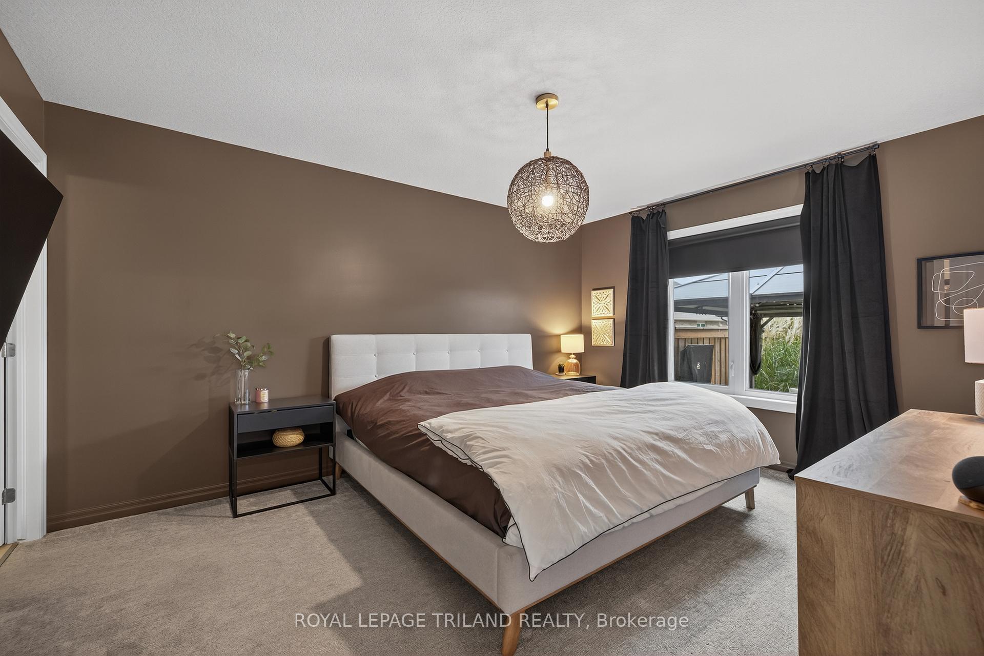 Photo 24 of 61 Ashberry Place, St. Thomas — HOMEH