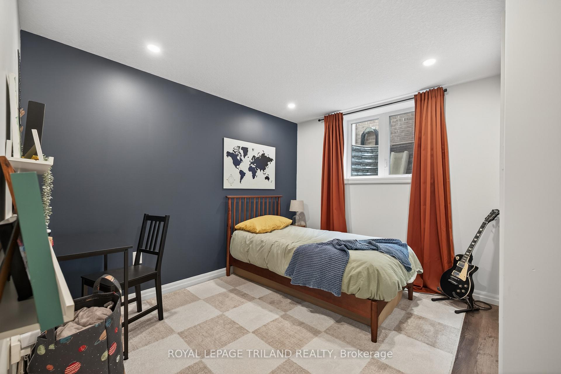 Photo 32 of 61 Ashberry Place, St. Thomas — HOMEH