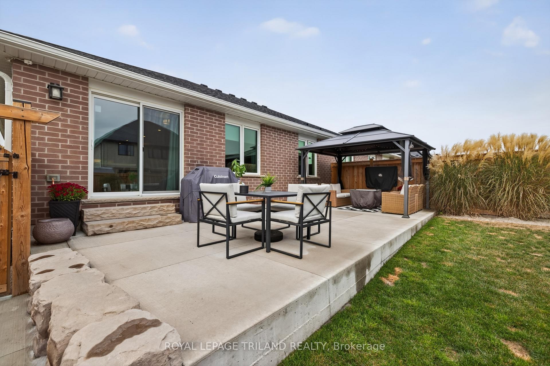 Photo 38 of 61 Ashberry Place, St. Thomas — HOMEH