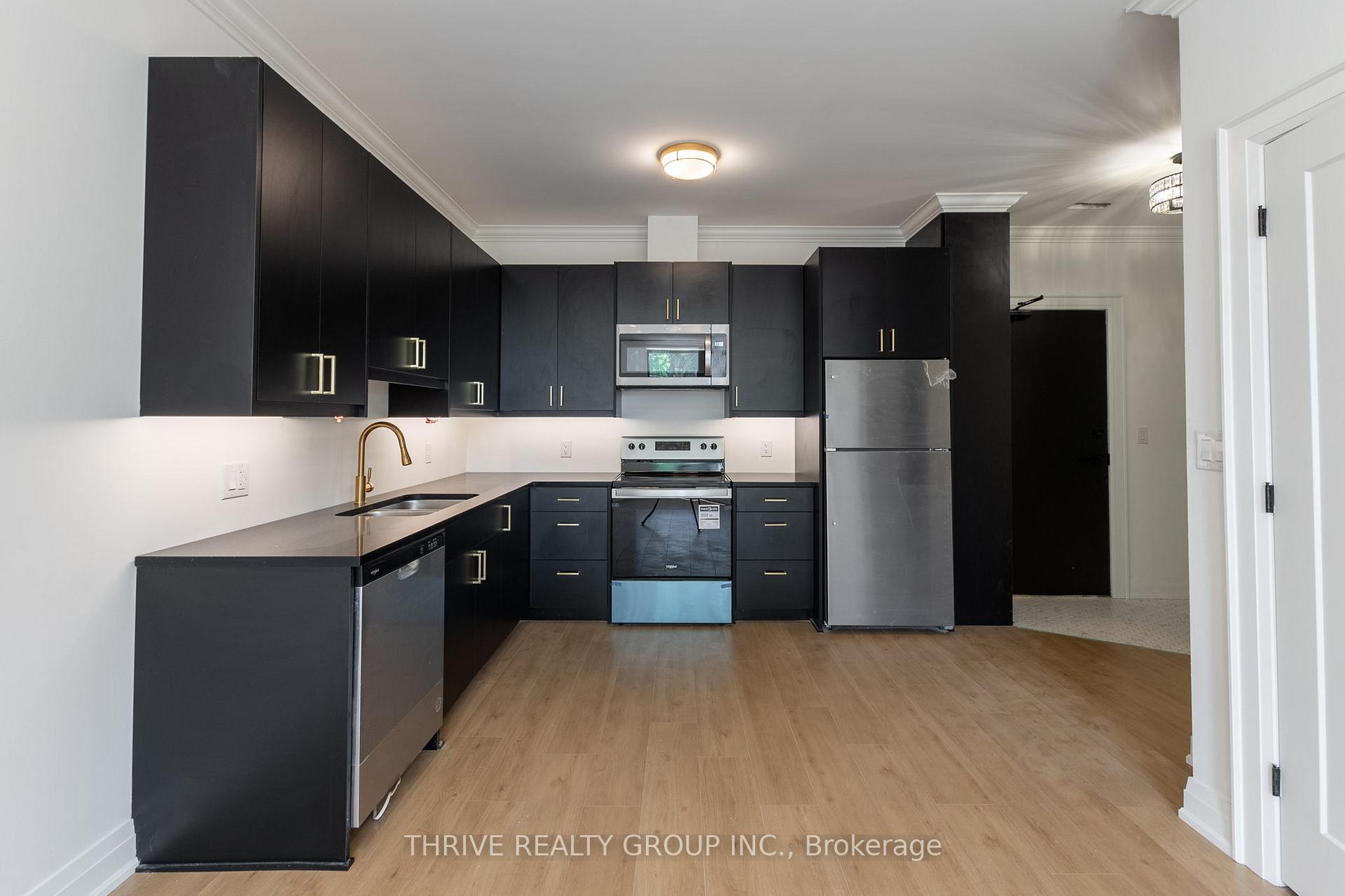 Photo 3 of Unit 5, 16 Hincks Street, St. Thomas — HOMEH