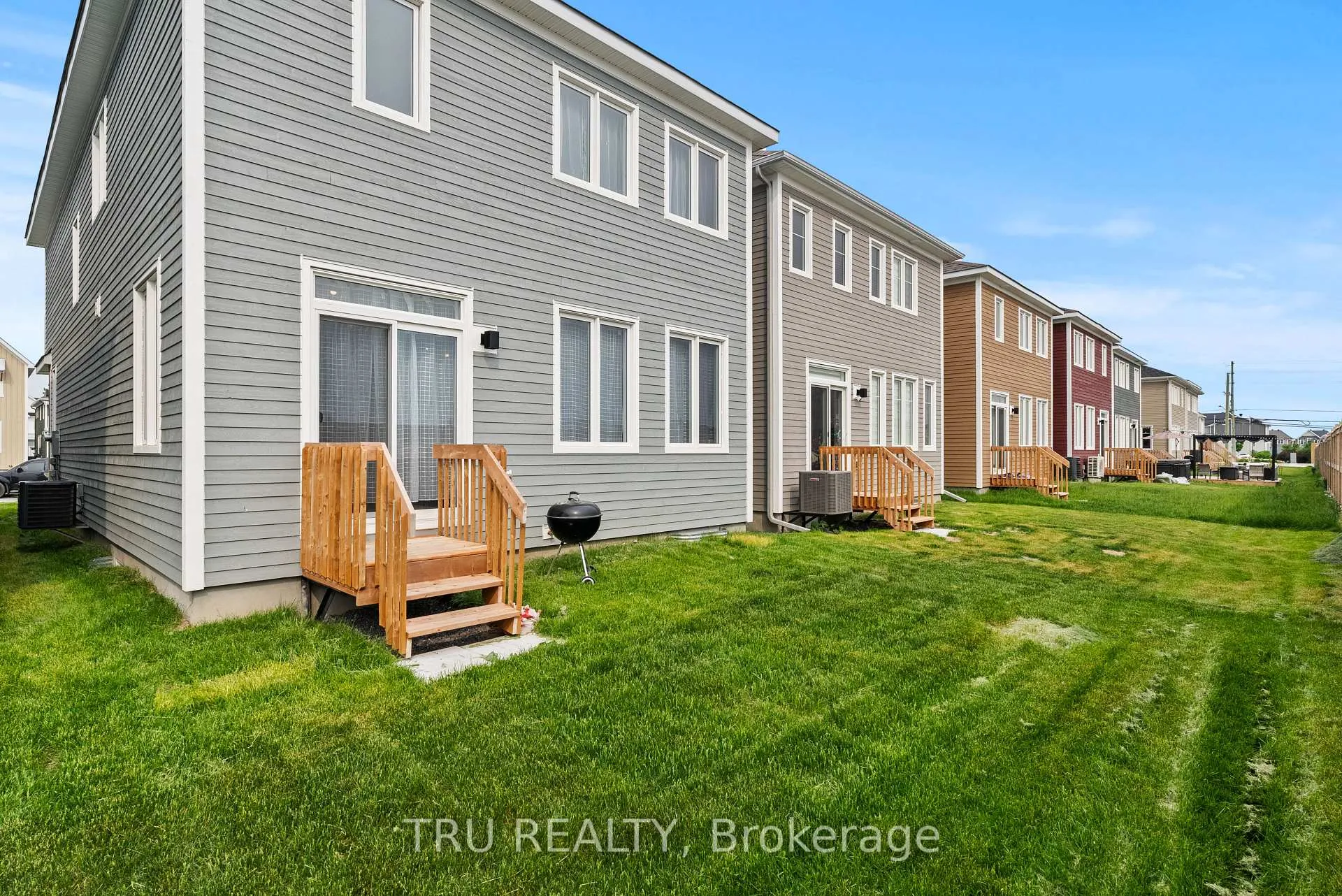 Photo 26 of 517 Oldenburg Avenue, Ottawa, Btwn Franktown Rd. & Fallowfield Rd. — HOMEH