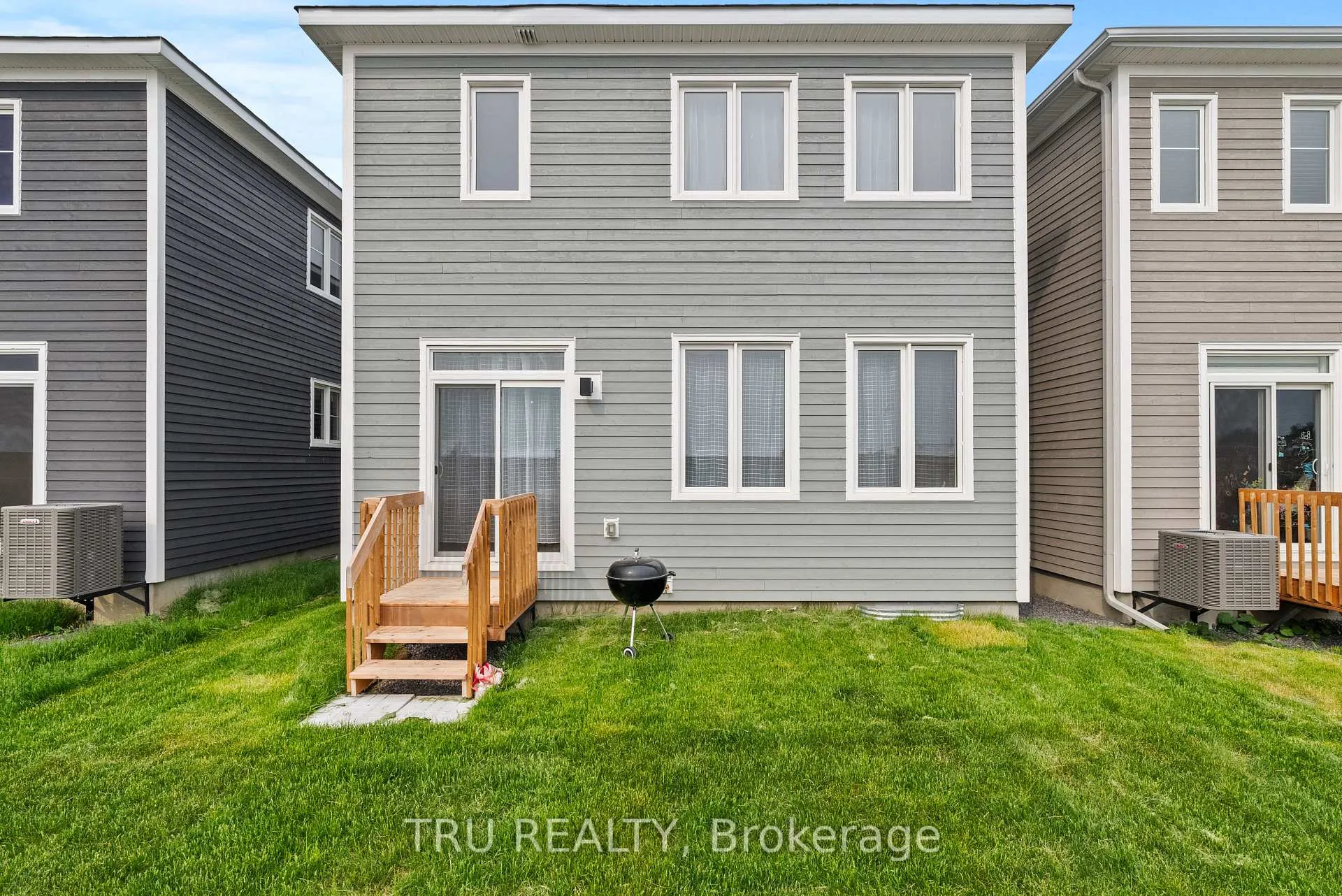Photo 27 of 517 Oldenburg Avenue, Ottawa, Btwn Franktown Rd. & Fallowfield Rd. — HOMEH