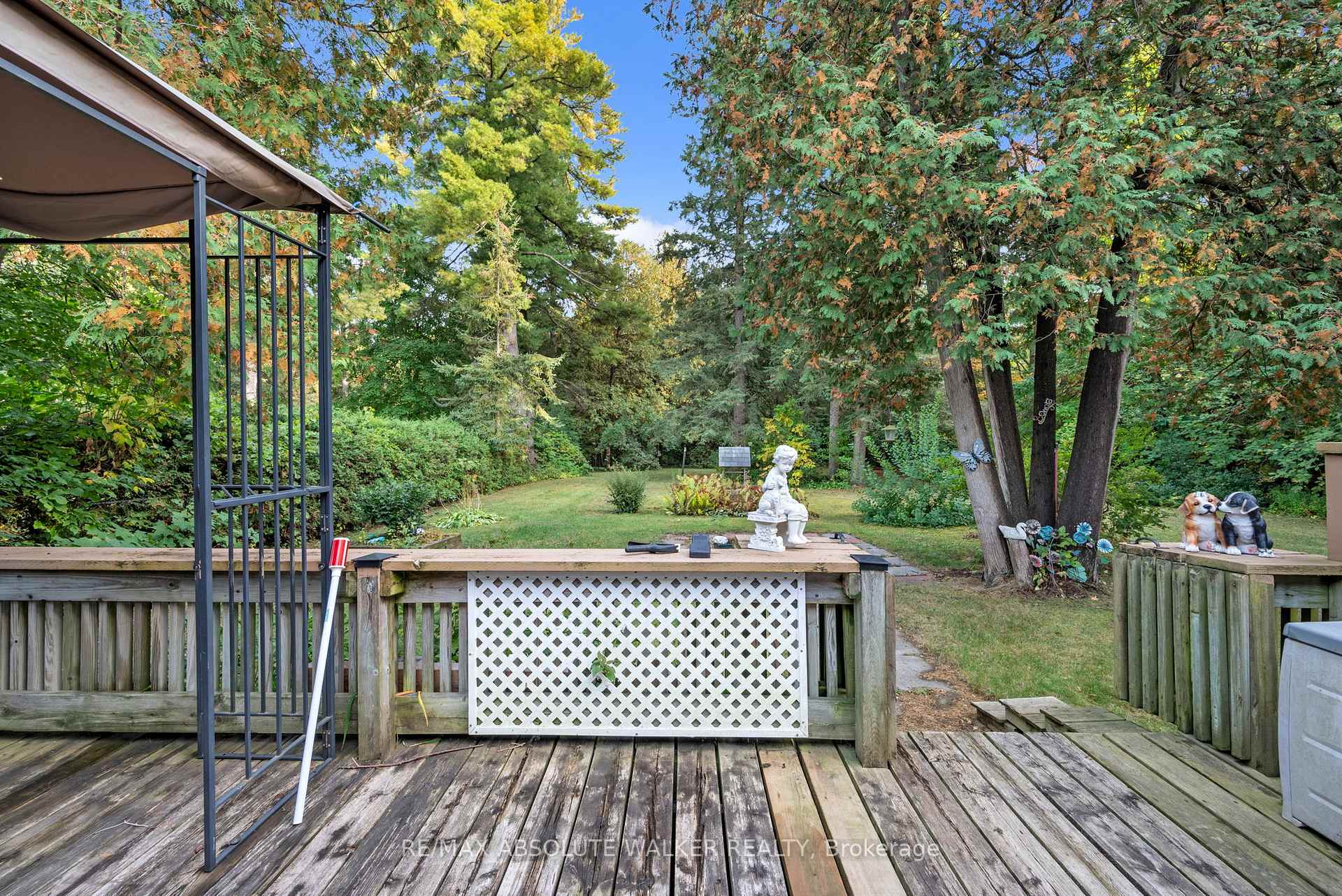 Photo 33 of 16 Beverly Street, Ottawa, Stittsville (Central) — HOMEH