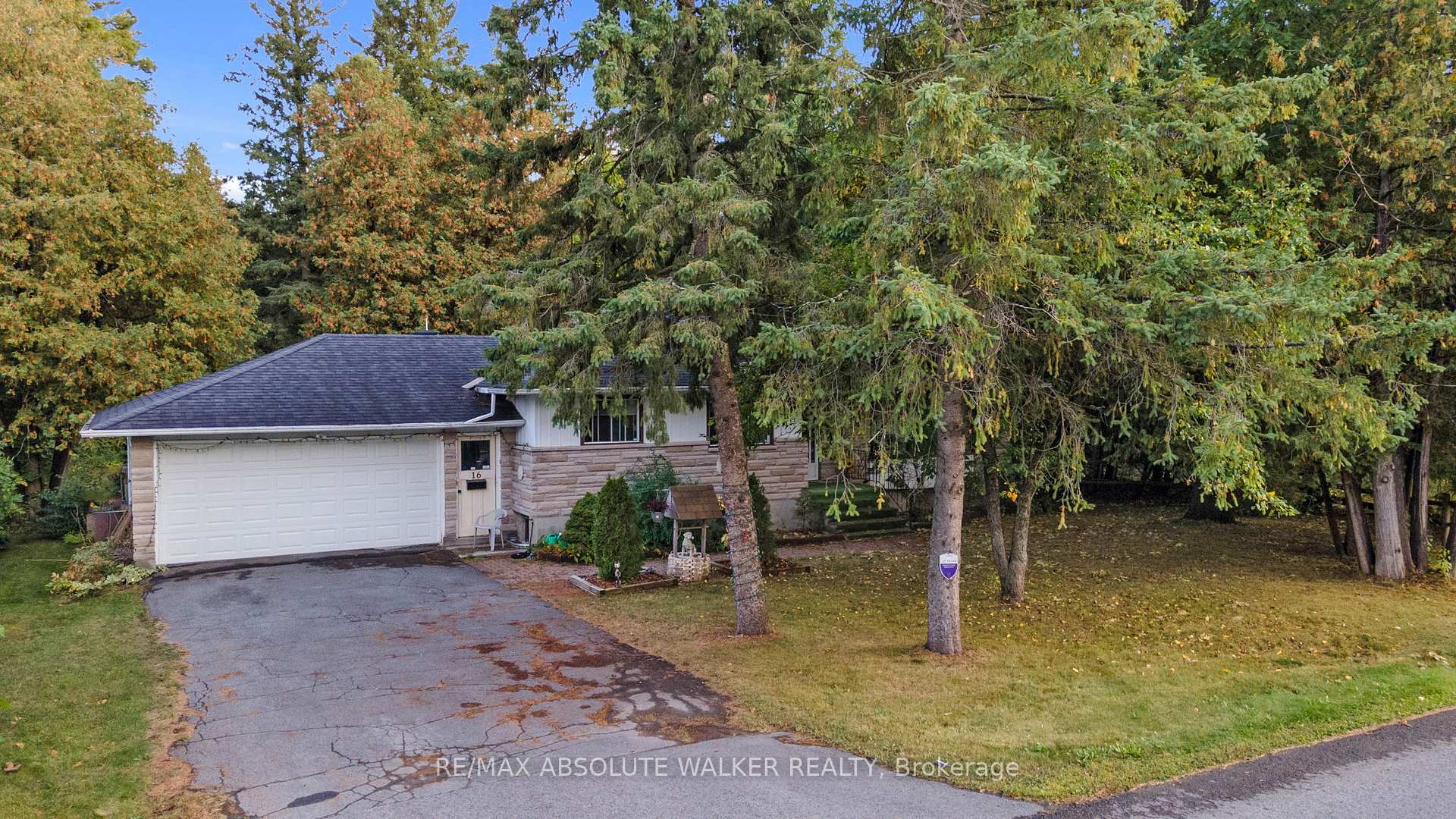 Photo 39 of 16 Beverly Street, Ottawa, Stittsville (Central) — HOMEH