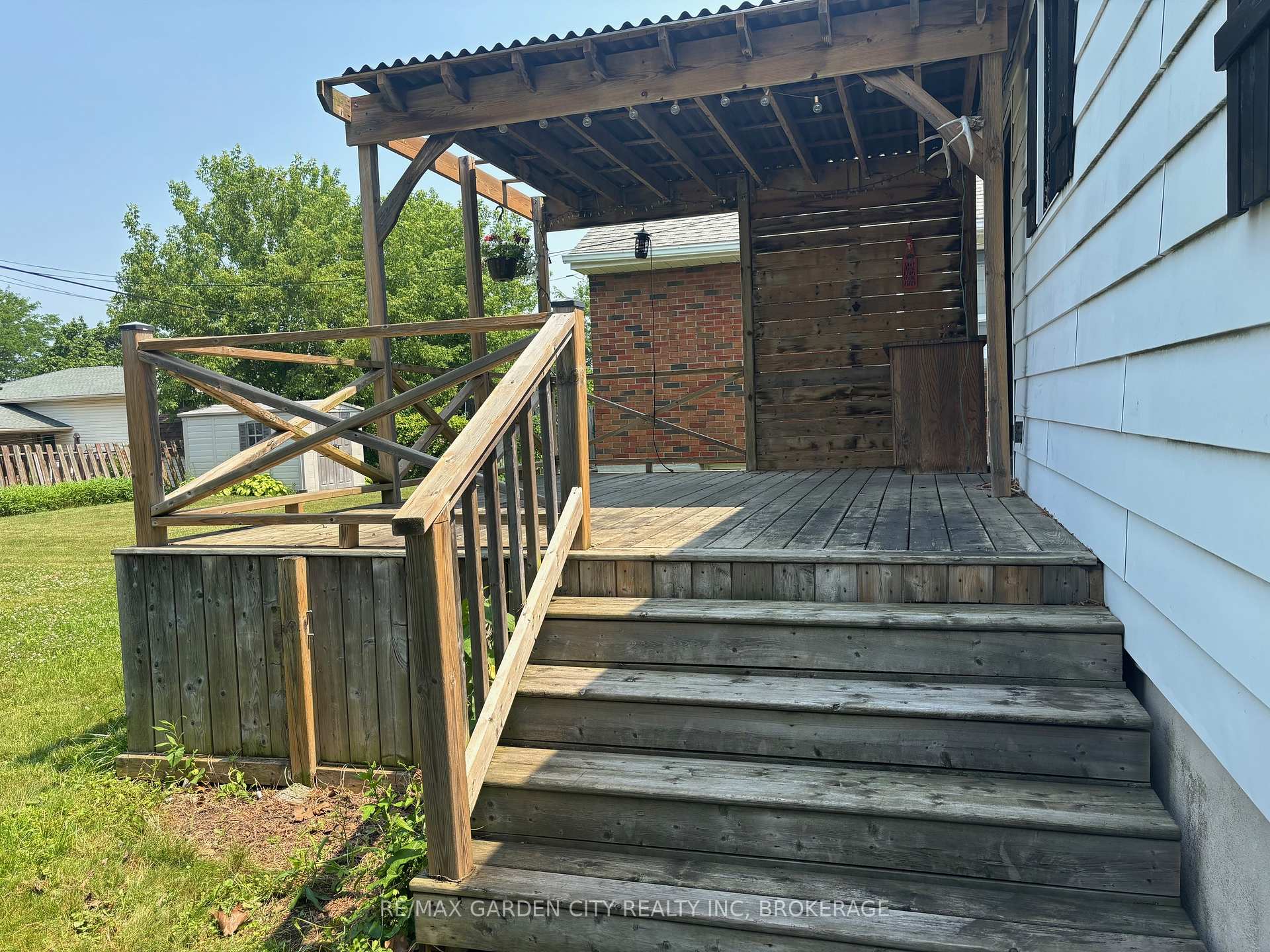 Photo 3 of Unit MAIN FLOOR, 88 St. Davids Road, St. Catharines, Burleigh Hill — HOMEH