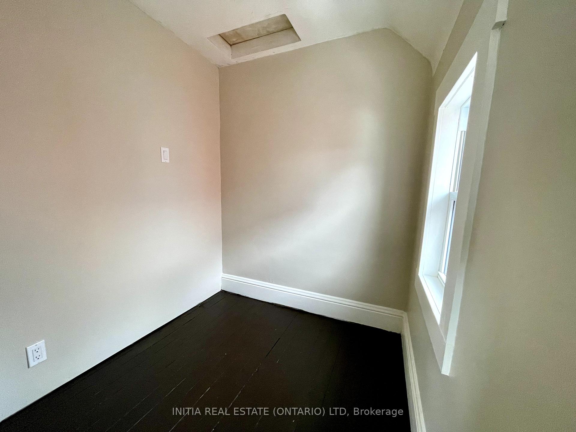 Photo 20 of 31.5 John Street, St. Thomas — HOMEH
