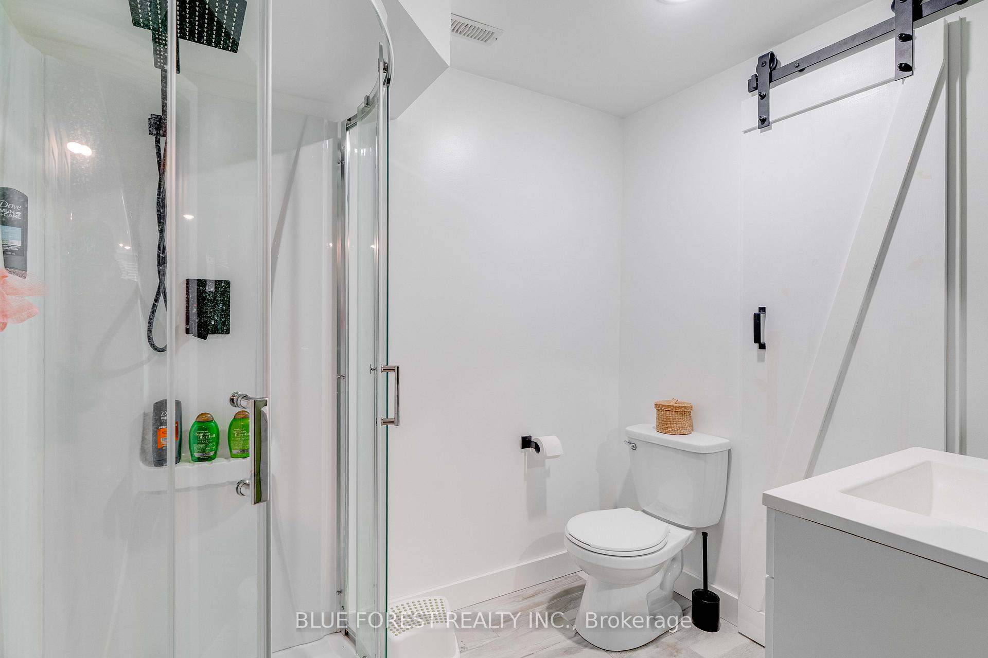 Photo 19 of 24 Peach Tree Boulevard, St. Thomas — HOMEH