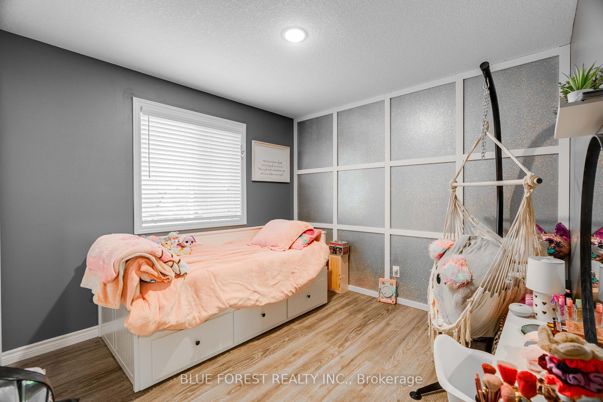 Photo 25 of 24 Peach Tree Boulevard, St. Thomas — HOMEH