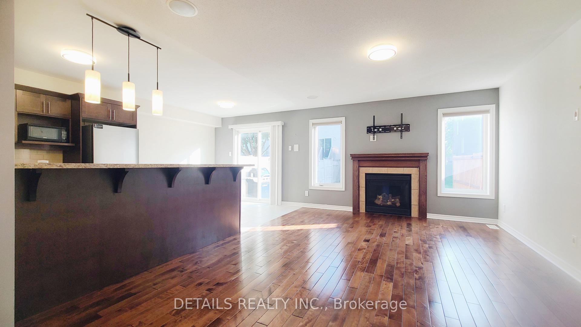 Photo 2 of 206 Aquilo Crescent, Ottawa, Stittsville (North) — HOMEH