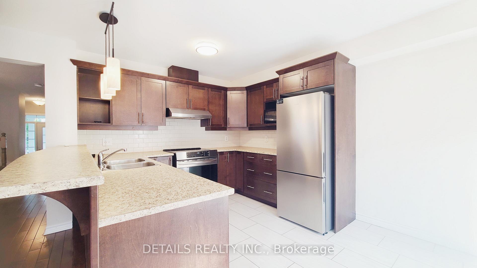 Photo 6 of 206 Aquilo Crescent, Ottawa, Stittsville (North) — HOMEH