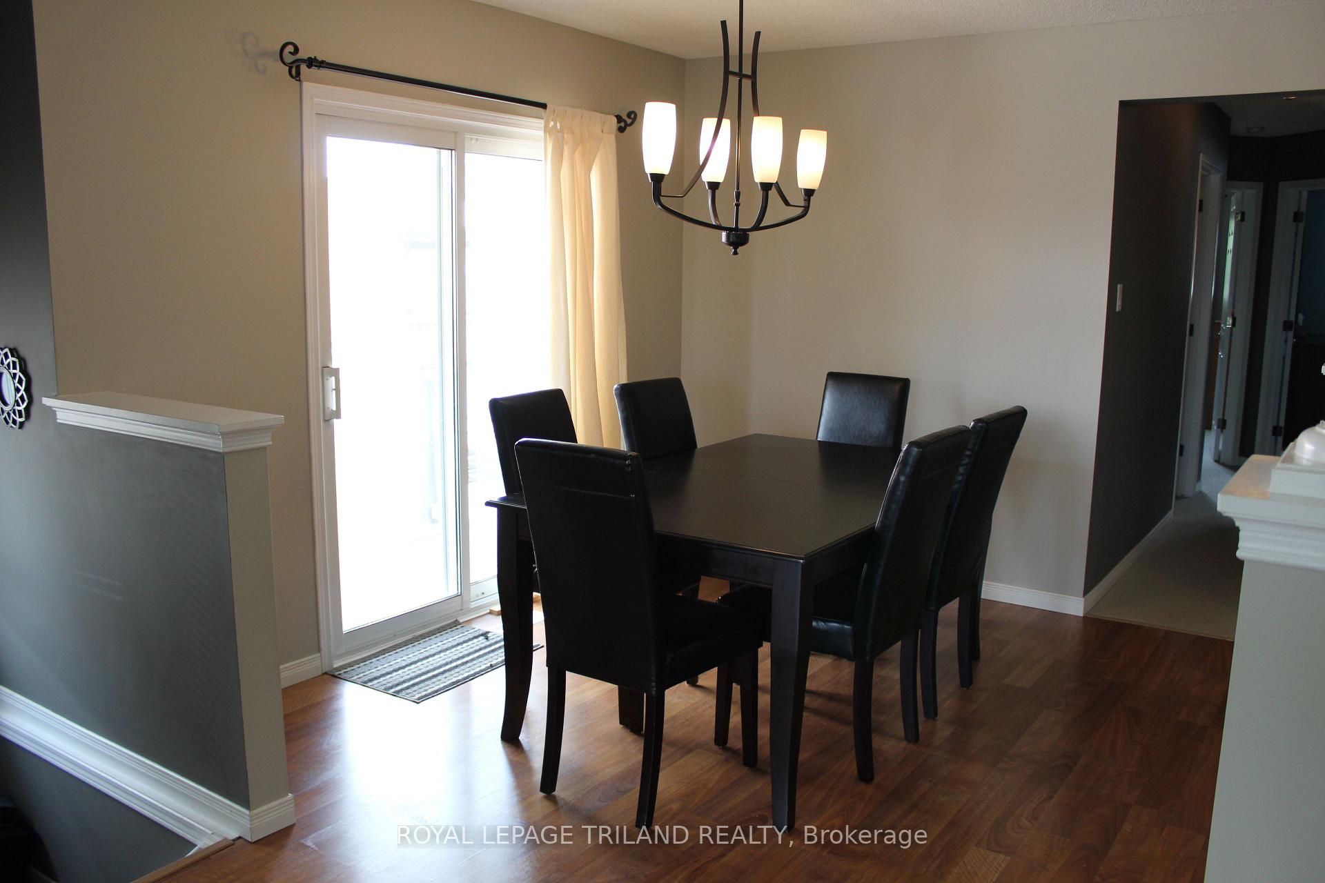 Photo 7 of 43 Axford Parkway, St. Thomas — HOMEH