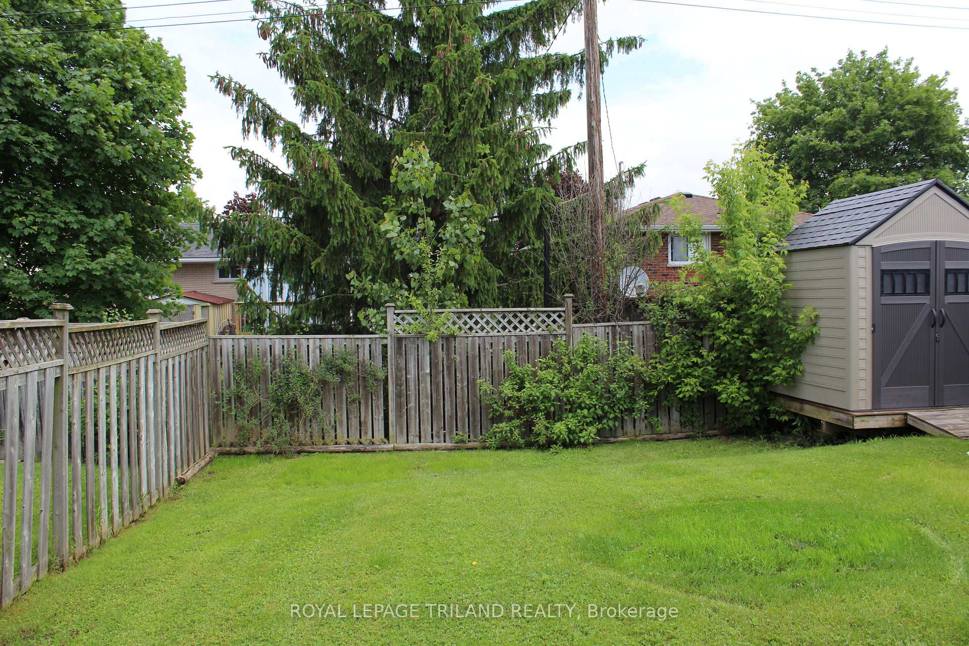 Photo 18 of 43 Axford Parkway, St. Thomas — HOMEH