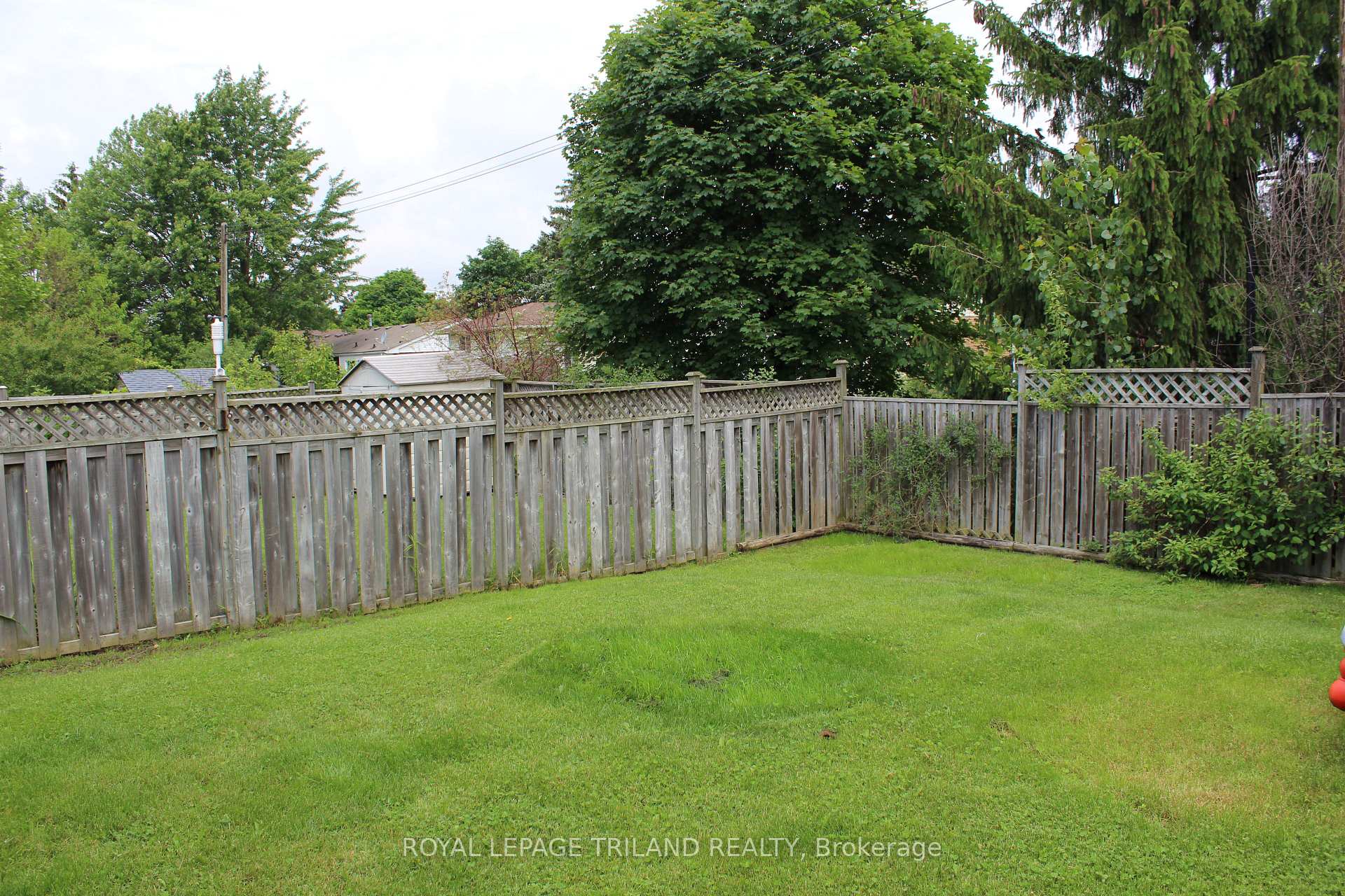Photo 19 of 43 Axford Parkway, St. Thomas — HOMEH