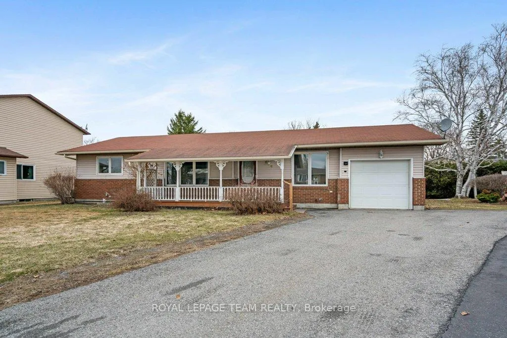 Photo 1 of 504 Quart Court, North Dundas, Winchester — HOMEH