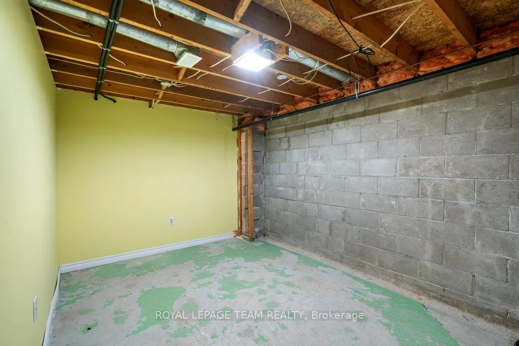 Photo 34 of 504 Quart Court, North Dundas, Winchester — HOMEH