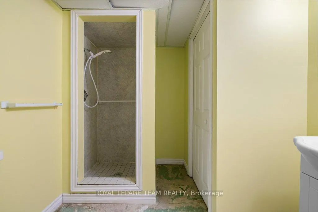 Photo 35 of 504 Quart Court, North Dundas, Winchester — HOMEH